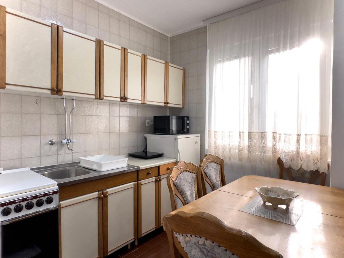 Apartment D-Moll Sutomore Luaran gambar