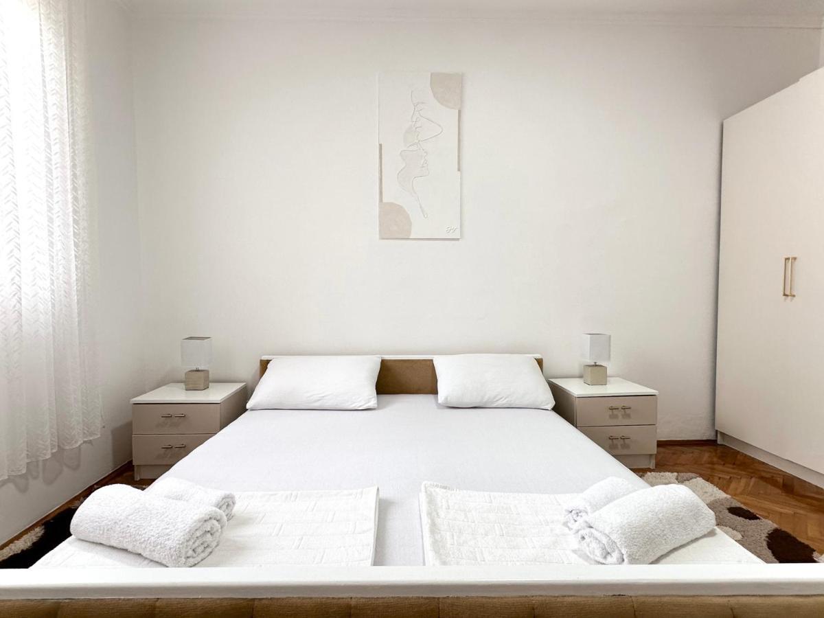 Apartment D-Moll Sutomore Luaran gambar