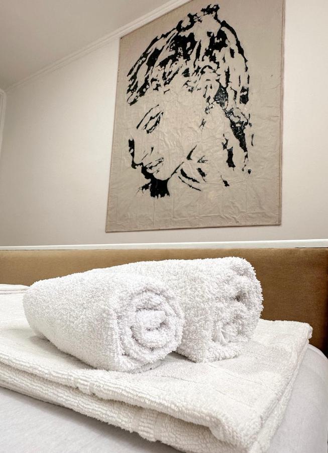 Apartment D-Moll Sutomore Luaran gambar