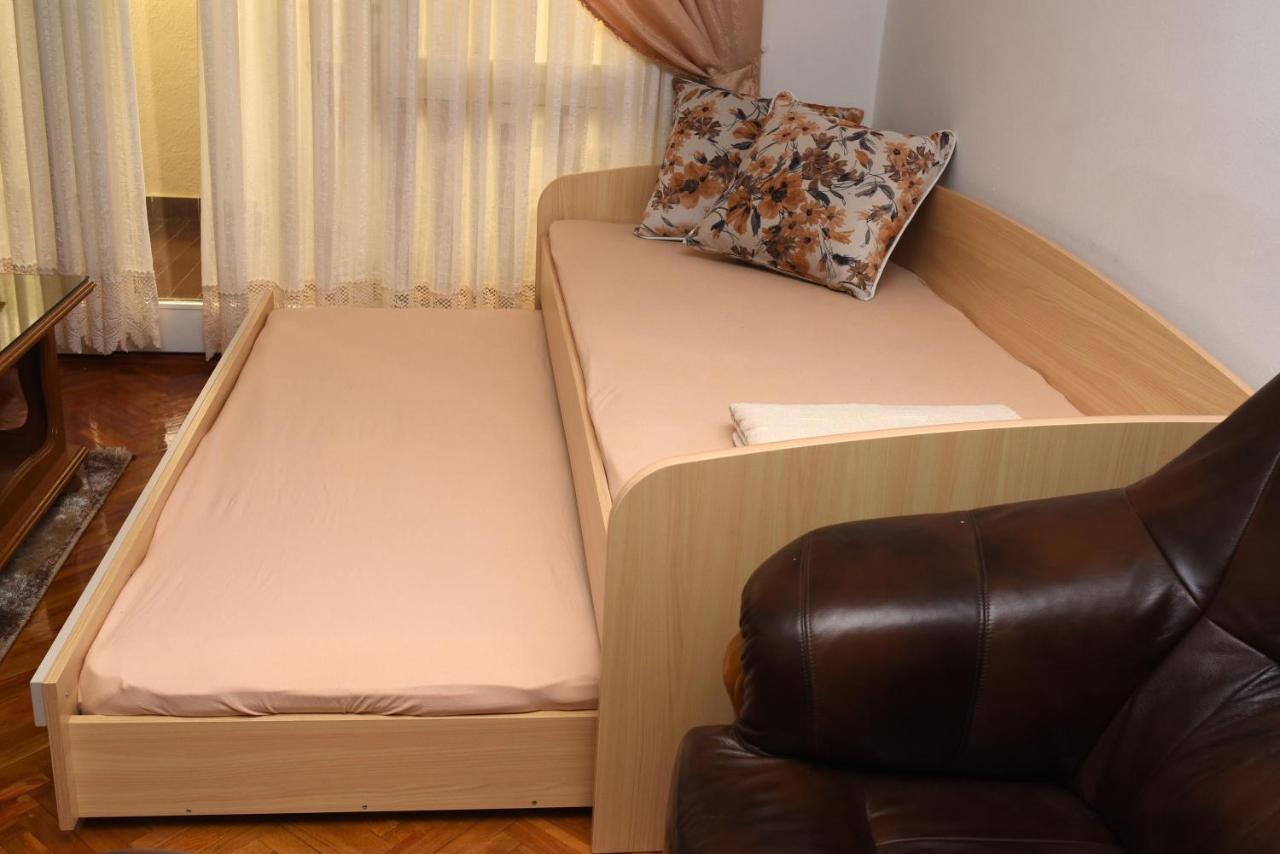 Apartment D-Moll Sutomore Luaran gambar