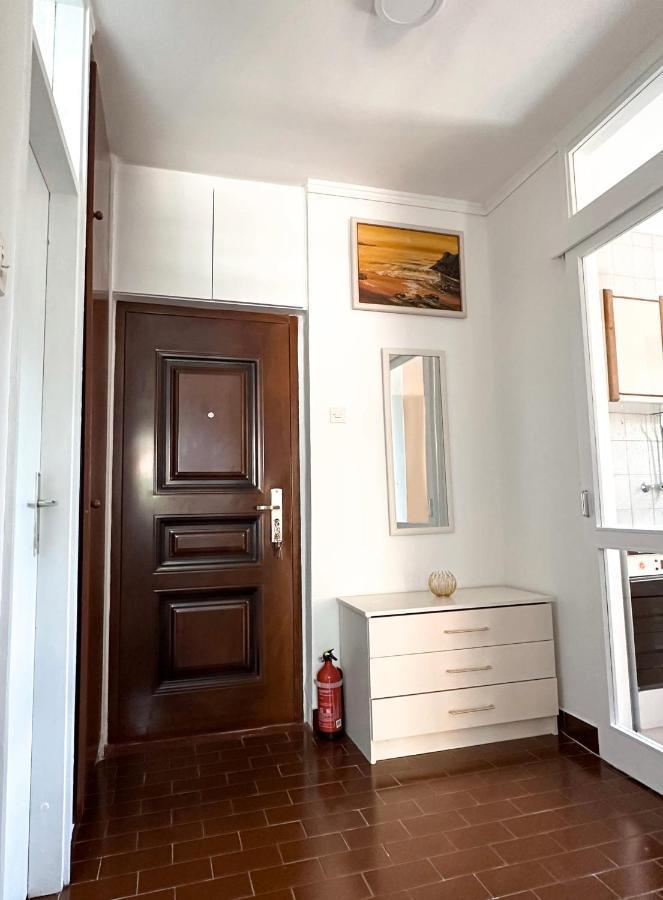 Apartment D-Moll Sutomore Luaran gambar