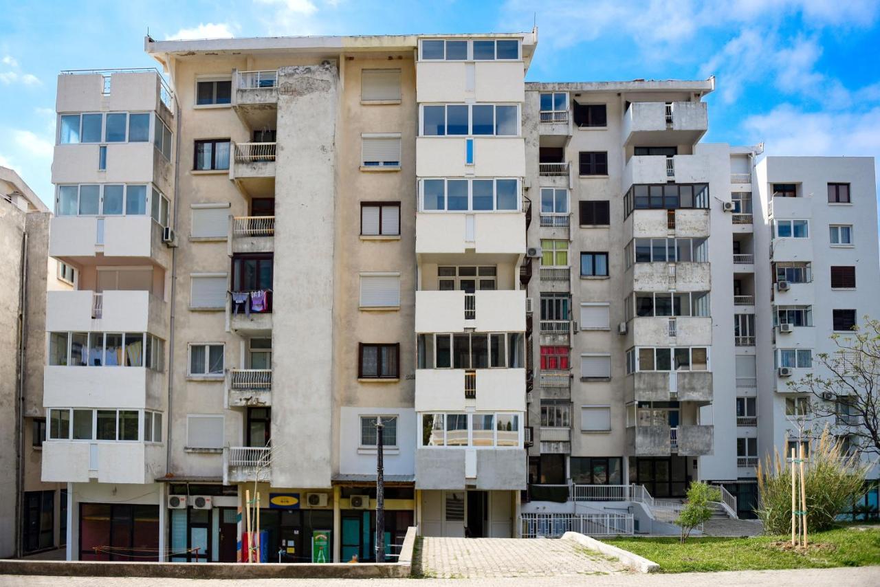 Apartment D-Moll Sutomore Luaran gambar