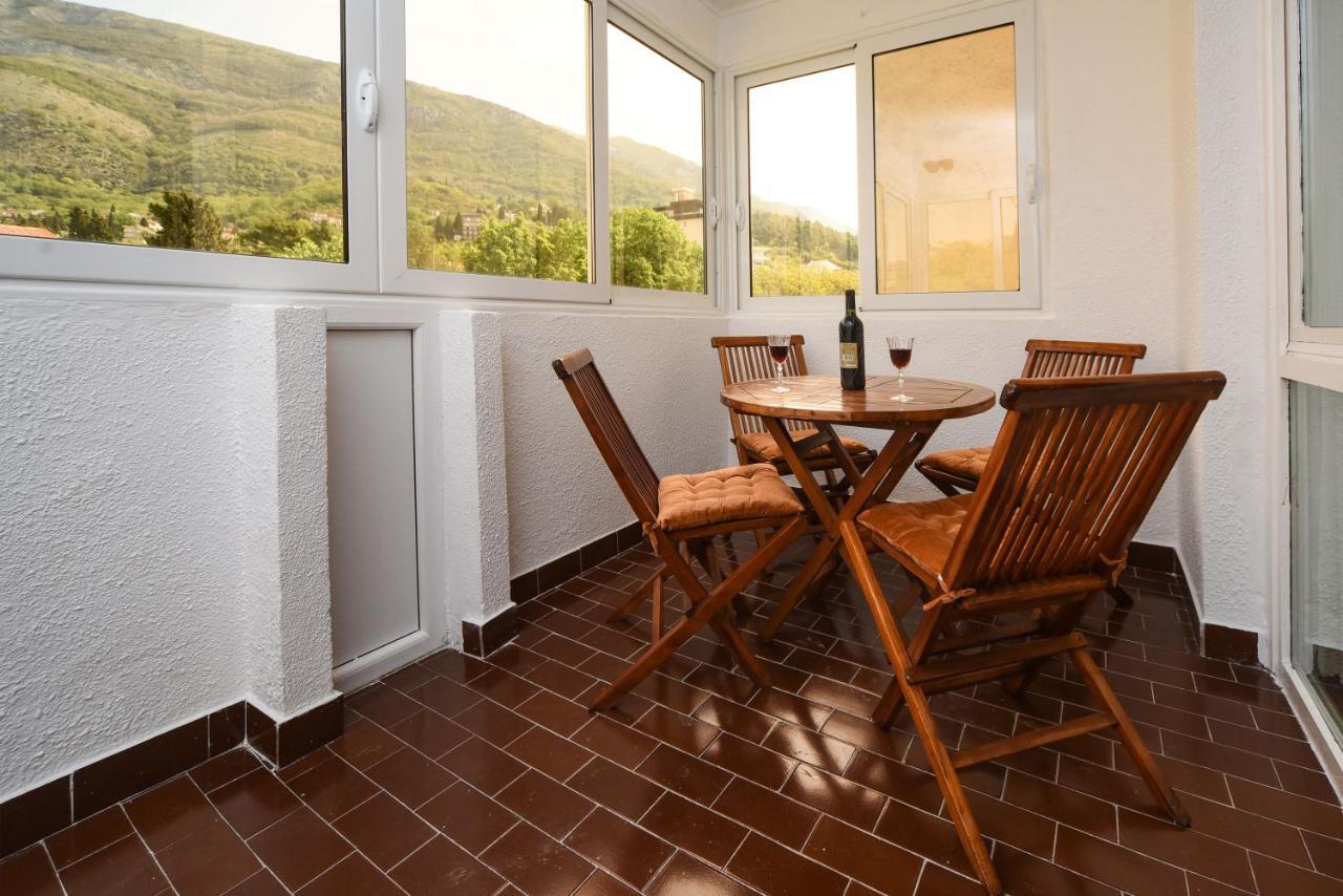 Apartment D-Moll Sutomore Luaran gambar